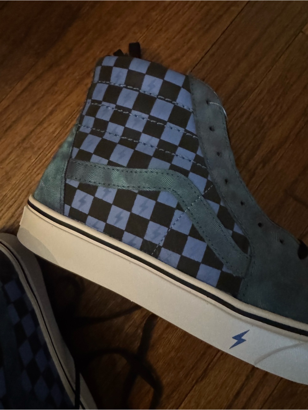 New Cool Vans Blue and Black Checkerboard High-Top Sneakers - Picture 9 of 10